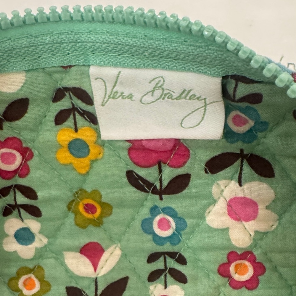 Vera Bradley Multicolor Paisley Travel Bag - Picture 2 of 3